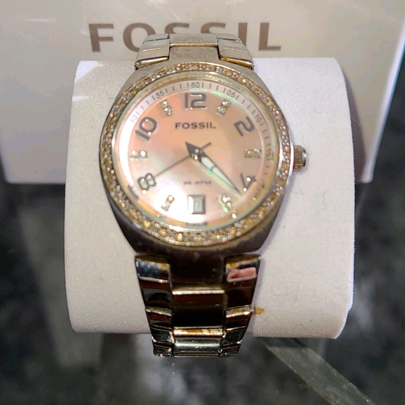 Fossil Jewelry - Fossil Mother of Pearl with Diamonds Watch